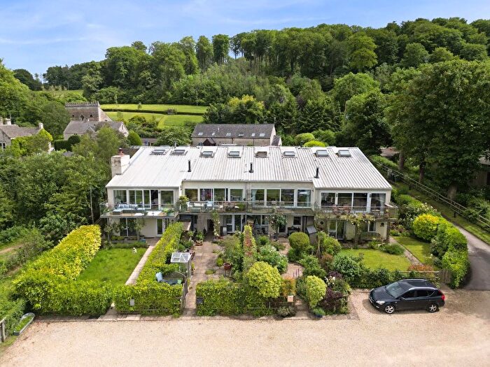 3 Bedroom Semi-Detached House For Sale In Yokehouse Lane, Stroud, GL6