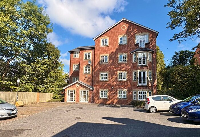 2 Bedroom Flat To Rent In Shiredene, Shire Oak Road, Headingley, Leeds, LS6