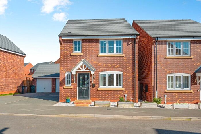 3 Bedroom Detached House For Sale In Meadowsweet Grove, Mickleover, Derby, DE3
