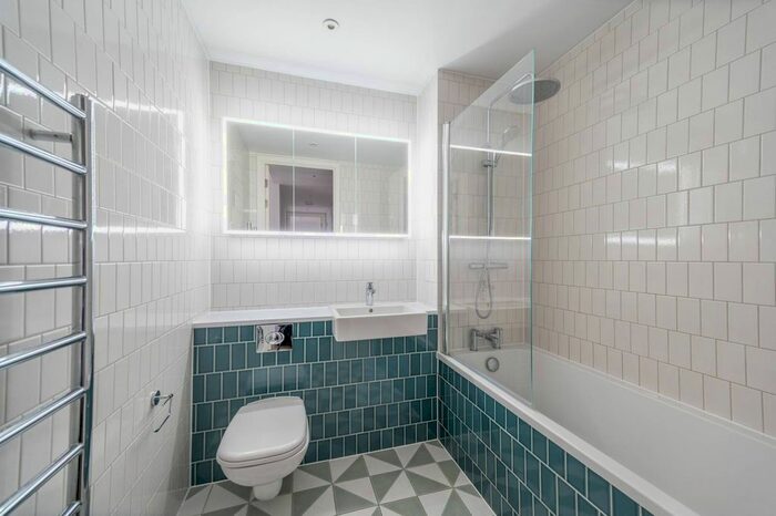 2 Bedroom Flat To Rent In Park Lane, Wembley, HA9