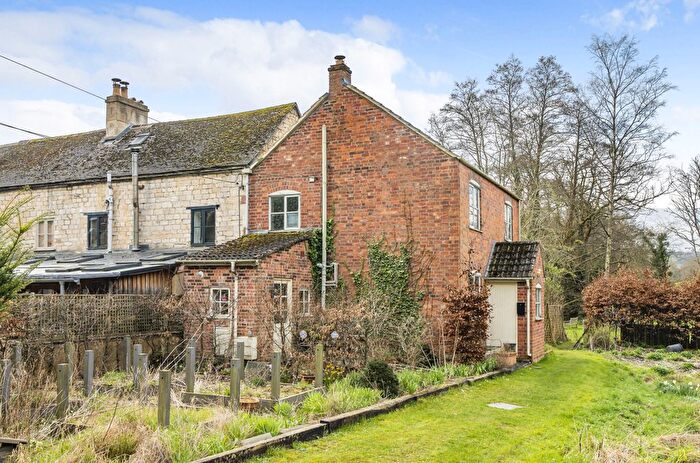 3 Bedroom End Of Terrace House For Sale In The Vatch, Stroud, Gloucestershire, GL6