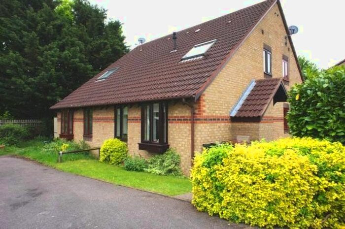 1 Bedroom Detached House To Rent In Hornbeam Road, Bicester, Oxfordshire, OX26