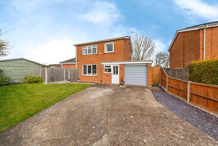 3 Bedroom Detached House For Sale In Lilburn Close, Leasingham, Sleaford, NG34
