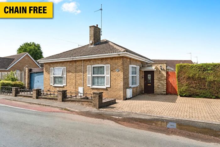 3 Bedroom Detached Bungalow For Sale In Walton Road, Wisbech, PE13