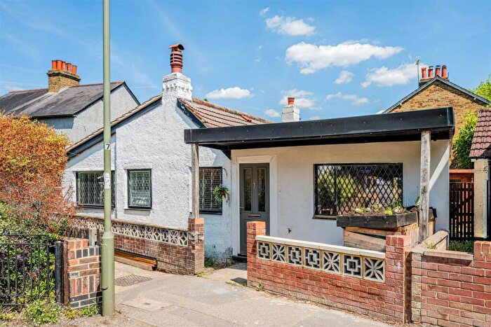 3 Bedroom Detached Bungalow For Sale In Bramble Walk, Epsom, KT18