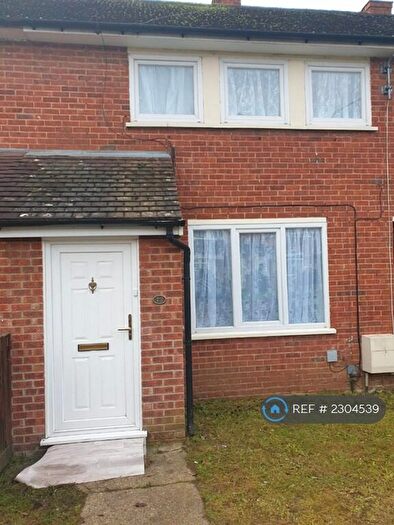 3 Bedroom Terraced House To Rent In Stanley Green East, Langley, SL3