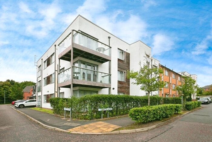 2 Bedroom Apartment For Sale In Christie Lane, Salford, Greater Manchester, M7