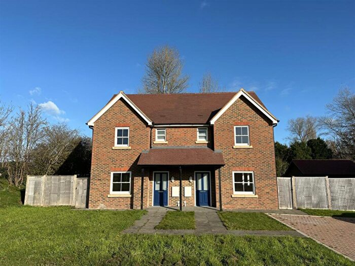 3 Bedroom Semi-Detached House To Rent In Elphick Road, Ringmer, Lewes, BN8