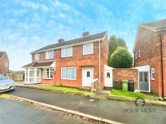 3 Bedroom Semi-Detached House To Rent In Heath Green, Dudley, West Midlands, DY1