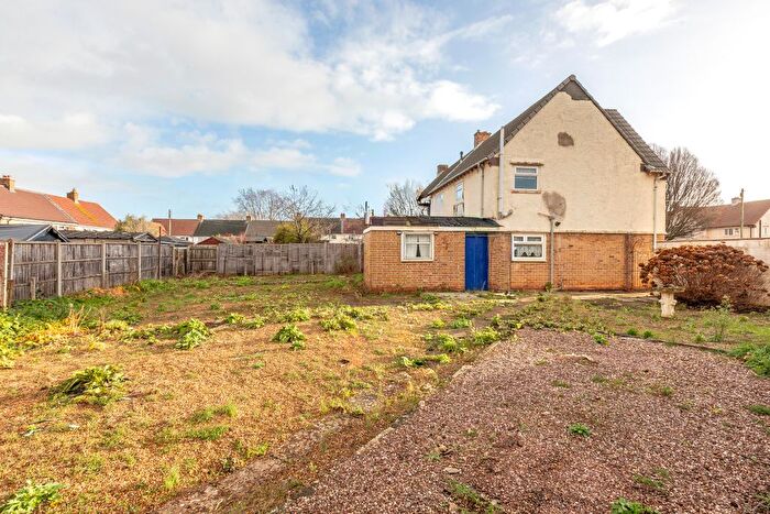 3 Bedroom End Terrace House For Sale In Park Close, Warmley, BS30
