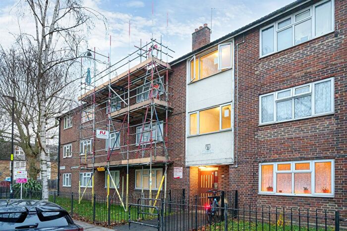 1 Bedroom Flat For Sale In Guildford Road, London, SW8