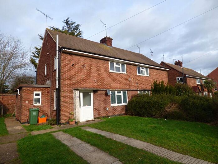 1 Bedroom Maisonette To Rent In Powell Road, Laindon, SS15