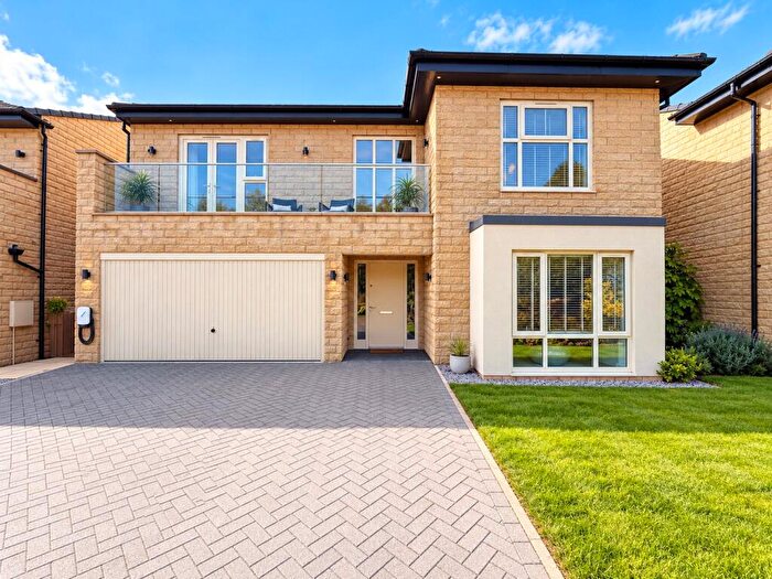 5 Bedroom Detached House For Sale In Ashtree Croft Grove, Micklefield, LS25