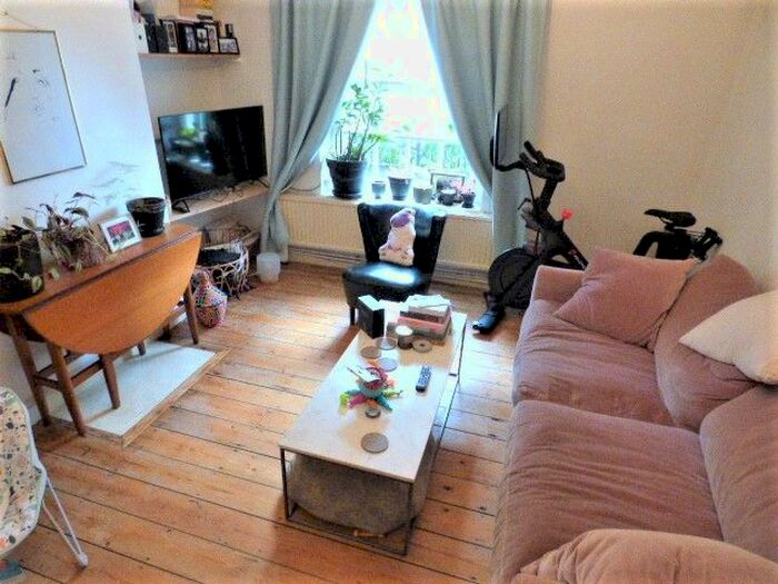 1 Bedroom Flat To Rent In Pritchards Road, London, E2