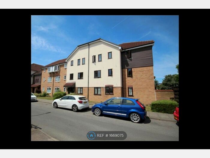 2 Bedroom Flat To Rent In Vicars Bridge Close, Wembley, HA0