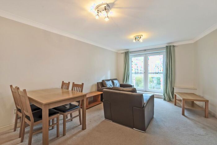 2 Bedroom Flat To Rent In Woodland Crescent, Canada Water, London, SE16