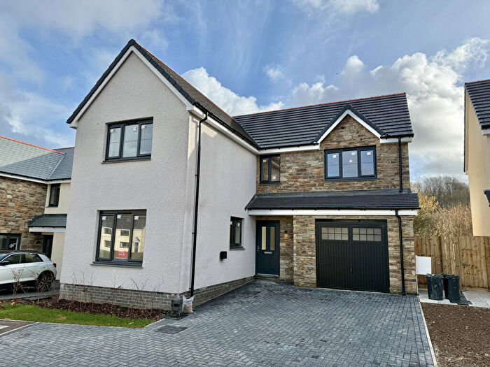 4 Bedroom Detached House For Sale In Lifton, Devon, PL16