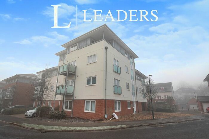 2 Bedroom Flat To Rent In Kempton Drive, Warwick, CV34
