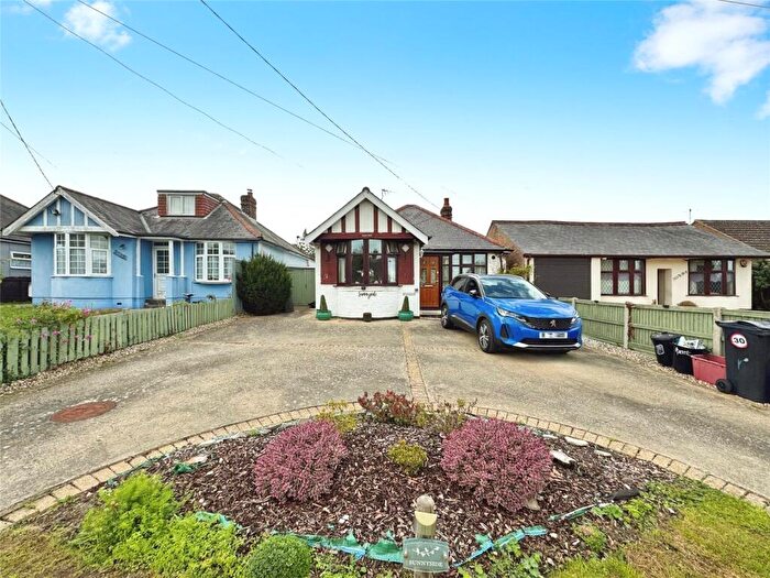 2 Bedroom Bungalow For Sale In Clacton Road, Weeley, Clacton-on-Sea, CO16