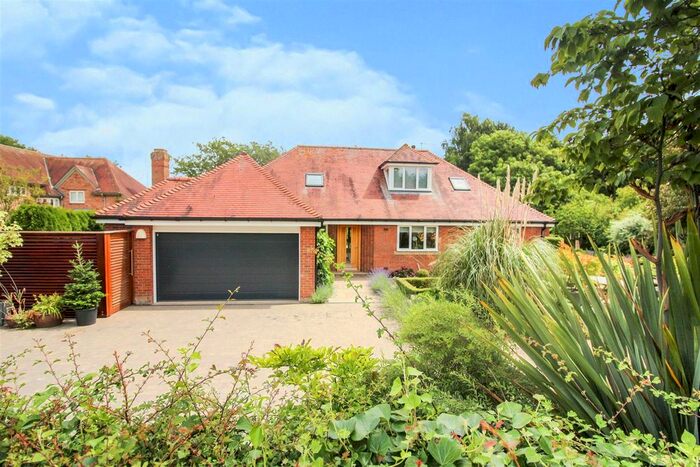 5 Bedroom Detached House For Sale In North Road, Lund, Driffield, YO25
