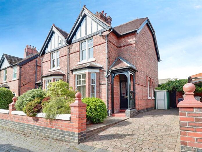 3 Bedroom Semi-Detached House For Sale In Woodland Avenue, Crewe, CW1