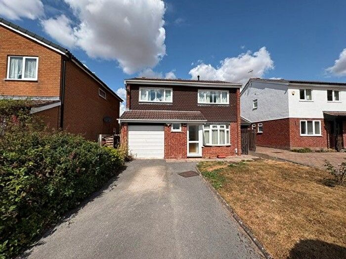 4 Bedroom Property To Rent In Bradley Croft, Coventry, CV7