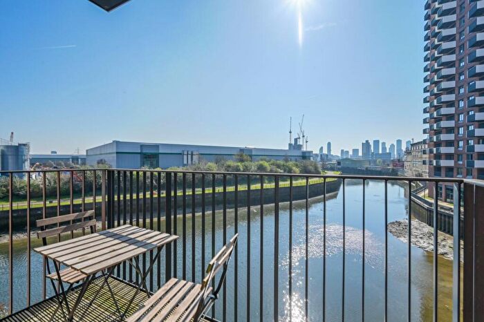 1 Bedroom Flat To Rent In Navigation Road, , Tower Hamlets, London, E3