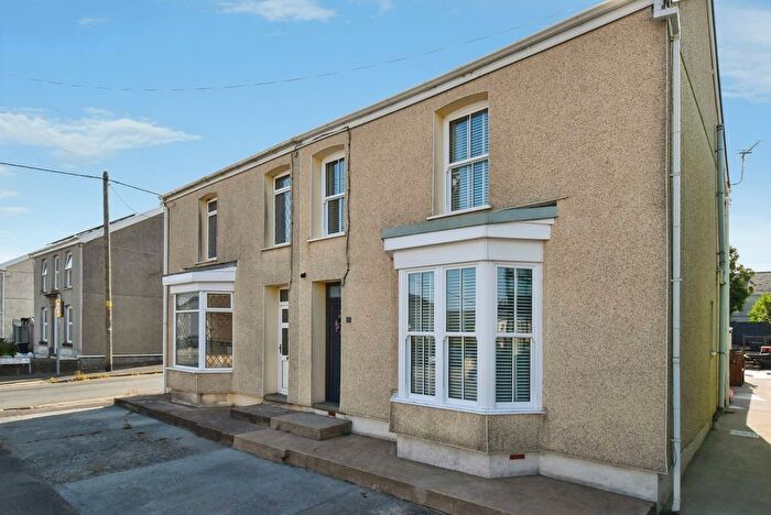 3 Bedroom Semi Detached House For Sale In Brynamman Road, Lower Brynamman, Ammanford, Neath Port Talbot, SA18