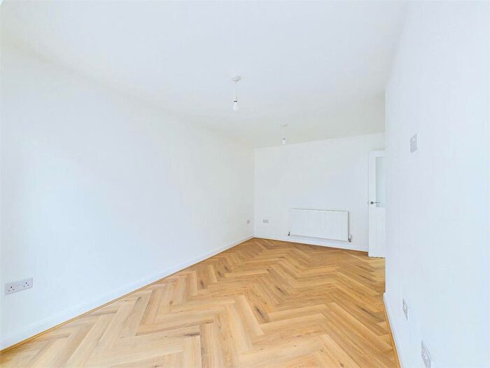 3 Bedroom End Of Terrace House For Sale In Alpine Rise, Styvechale Grange, Coventry, CV3