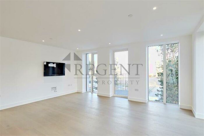 2 Bedroom Apartment To Rent In Ariel House, Wapping, E1W