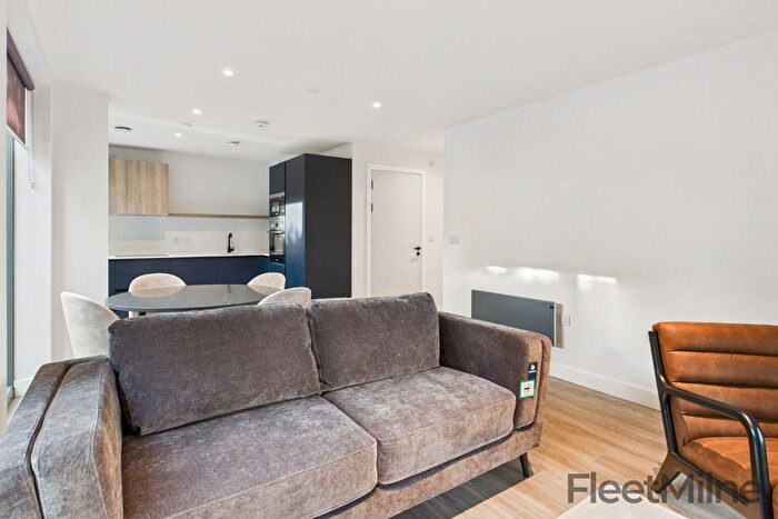 2 Bedroom Flat To Rent In The Aspen, Inkwell Place, Birmingham, B16