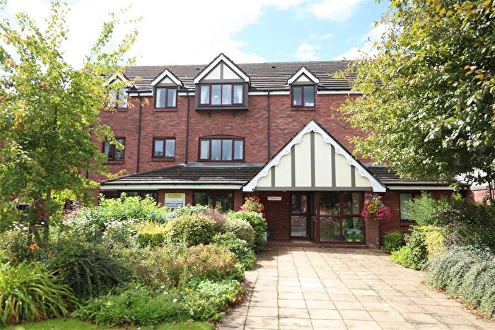 2 Bedroom Detached House For Sale In King Edward Road, Knutsford, WA16