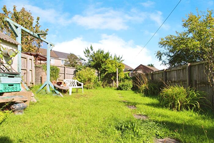 2 Bedroom Flat For Sale In Powys Place, Dinas Powys, CF64