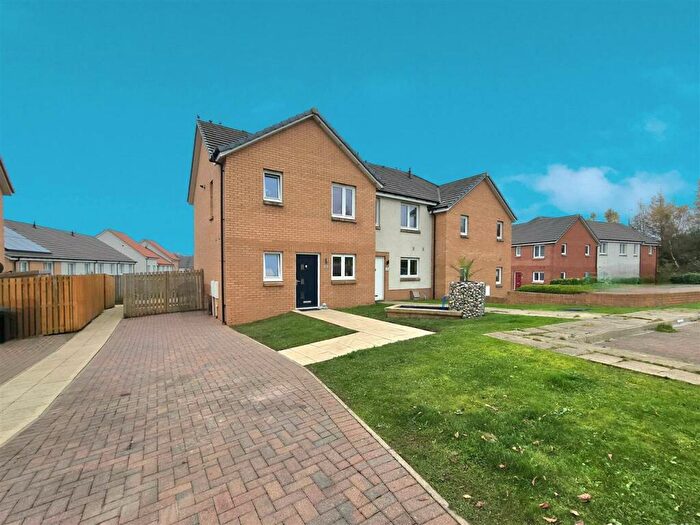 3 Bedroom Semi-Detached House For Sale In Smithycroft Way, Greenhall Village, High Blantyre, Blantyre, G72