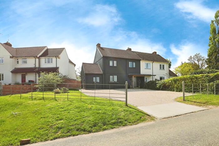 3 Bedroom Semi-Detached House For Sale In Salters Way, Didbrook, GL54