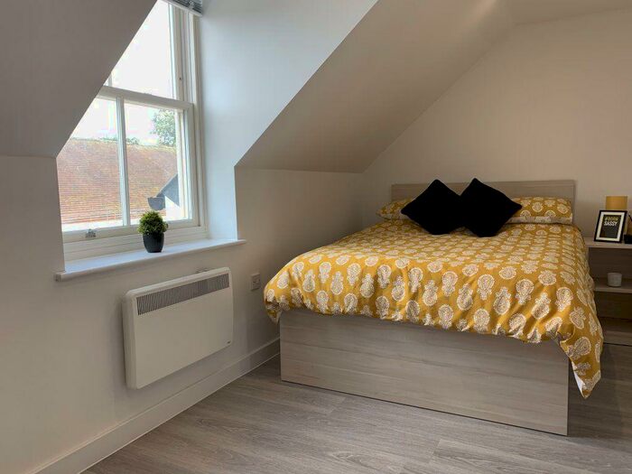 Studio To Rent In Queningate Mews-, CT1