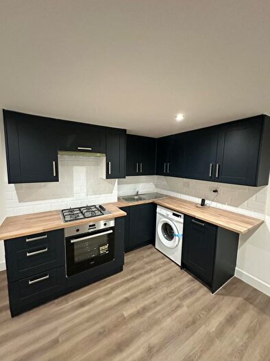 1 Bedroom Flat To Rent In Frances Street, London, SE18