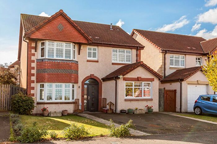 4 Bedroom Detached House For Sale In Forthview Walk, Tranent, East Lothian, EH33