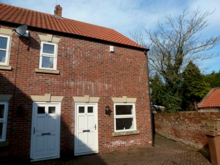 2 Bedroom End Of Terrace House To Rent In Barton Lane, Barrow-Upon-Humber, DN19