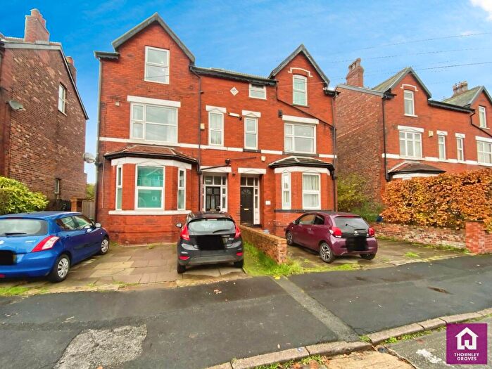 2 Bedroom Flat To Rent In Langford Road, Didsbury, Manchester, Greater Manchester, M20