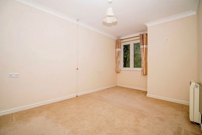 1 Bedroom Flat For Sale In Culliford Court, Dorchester, DT1