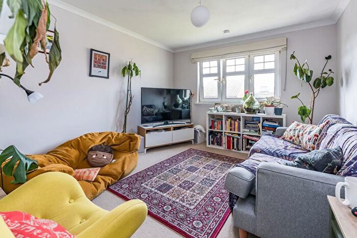 2 Bedroom Flat To Rent In New Orchardfield, Edinburgh, EH6