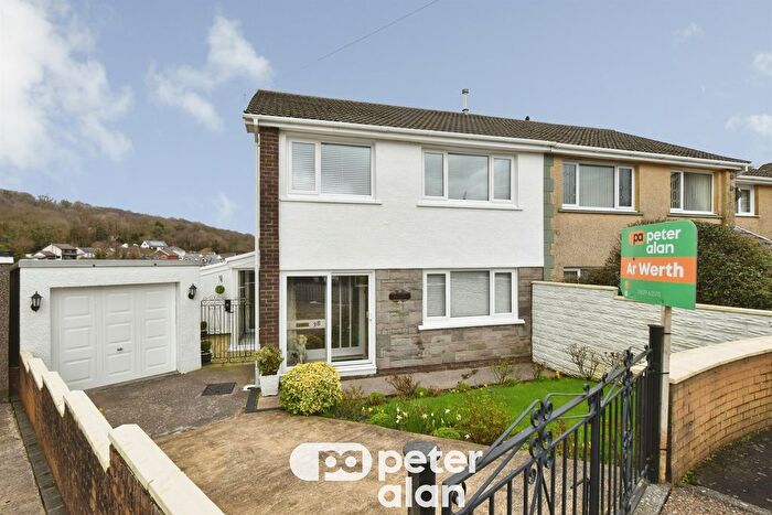3 Bedroom Semi Detached House For Sale In Brynhyfryd, Glynneath, Neath, SA11