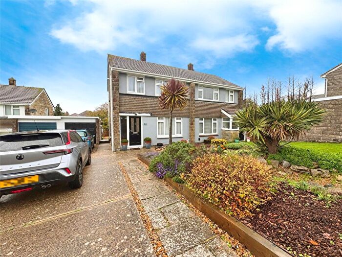 3 Bedroom Semi Detached House For Sale In Greenlands Road, East Cowes, Isle Of Wight, PO32