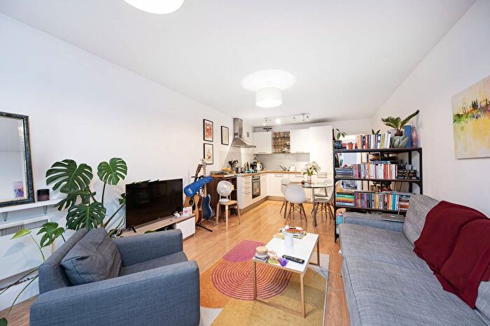 1 Bedroom Flat For Sale In Bath House, Dunbridge Street, Bethnal Green, London, E2