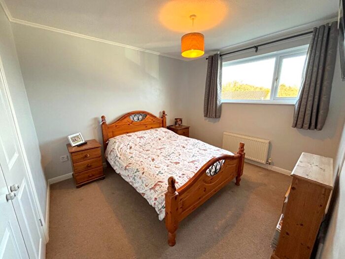 3 Bedroom Semi-Detached House For Sale In Welton Grove, Midsomer Norton, BA3