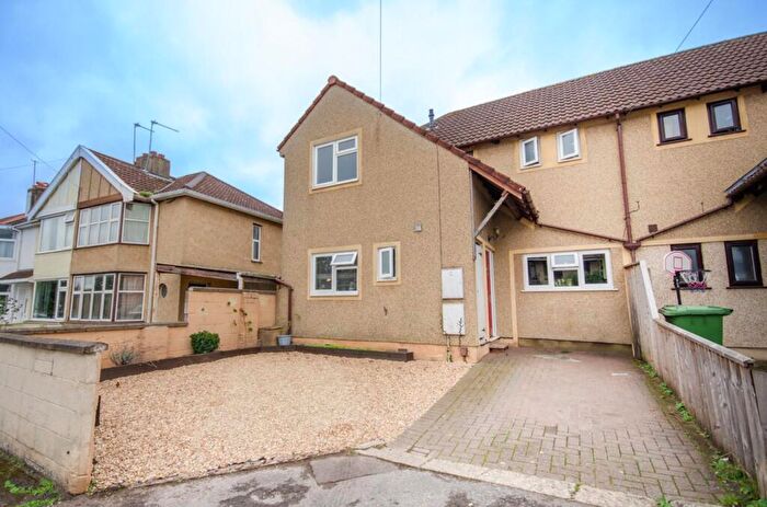3 Bedroom Semi Detached House For Sale In West Park Road, Downend, Bristol, BS16
