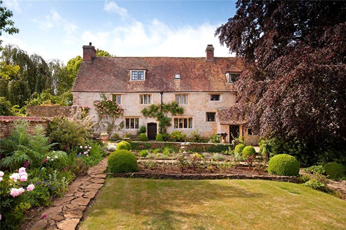 5 Bedroom Detached House For Sale In Mill Lane, Stour Provost, Gillingham, Dorset, SP8