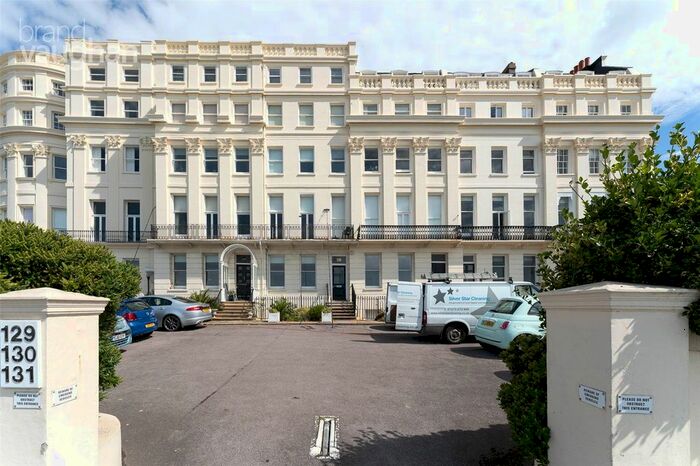 2 Bedroom Flat To Rent In Marine Parade, Brighton, East Sussex, BN2