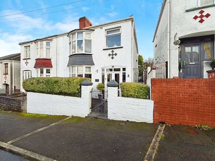 3 Bedroom Semi Detached House For Sale In Bohun Street, Manselton, Swansea, SA5